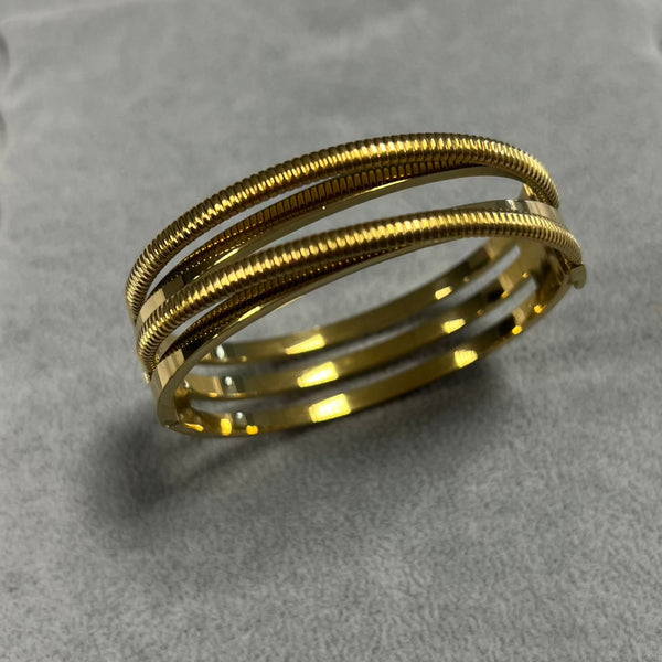 sample bracelet 24