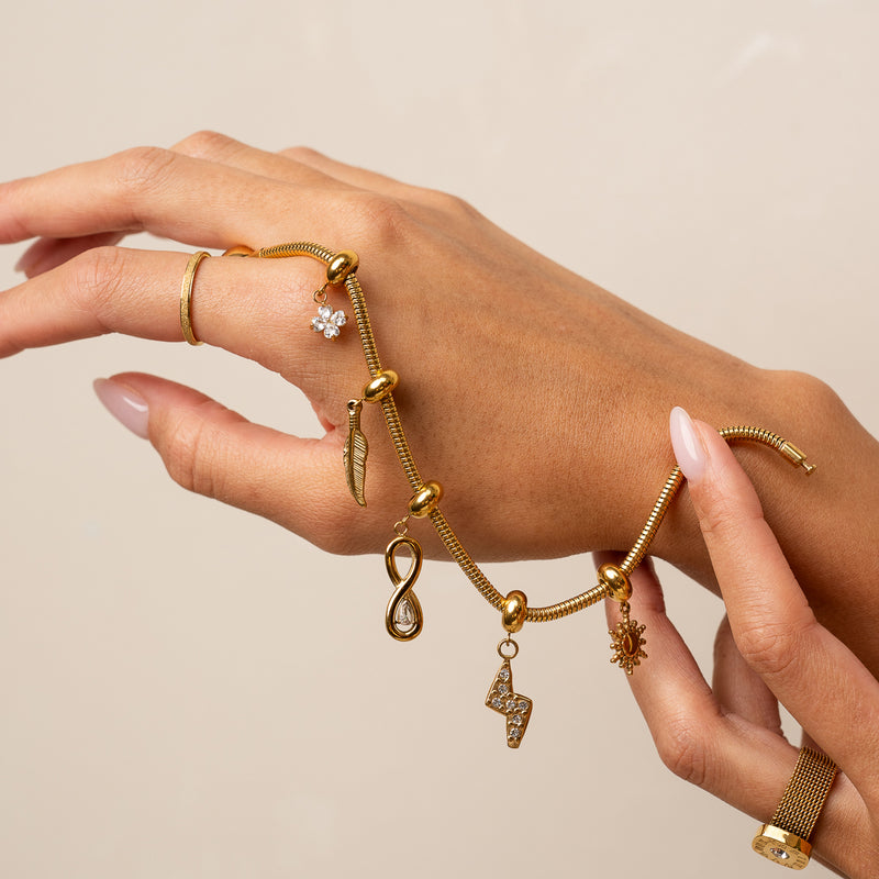 Snake Chain Ball Clasp Bracelet - Gold