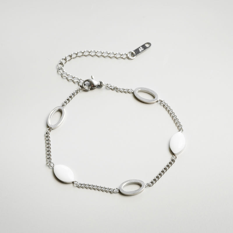 Angellica Oval Pendant Bracelet - Silver