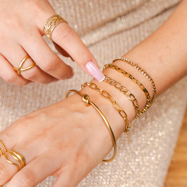 Essential Bracelet Stack 2 - Gold