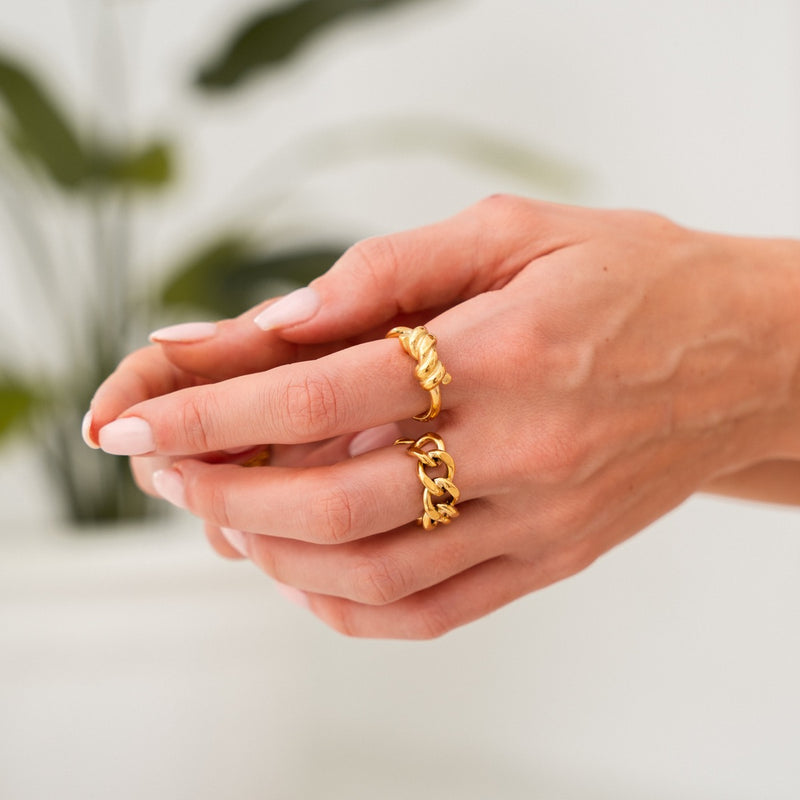 Adjustable Size Curb Ring - Gold