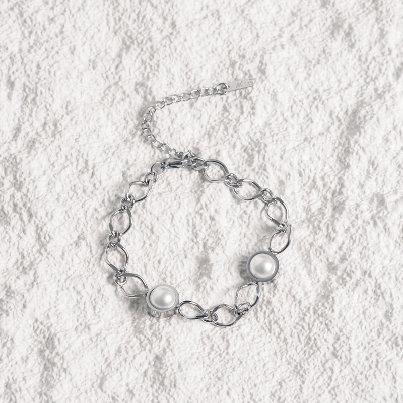 Cora Pearl Pendant Bracelet - Silver