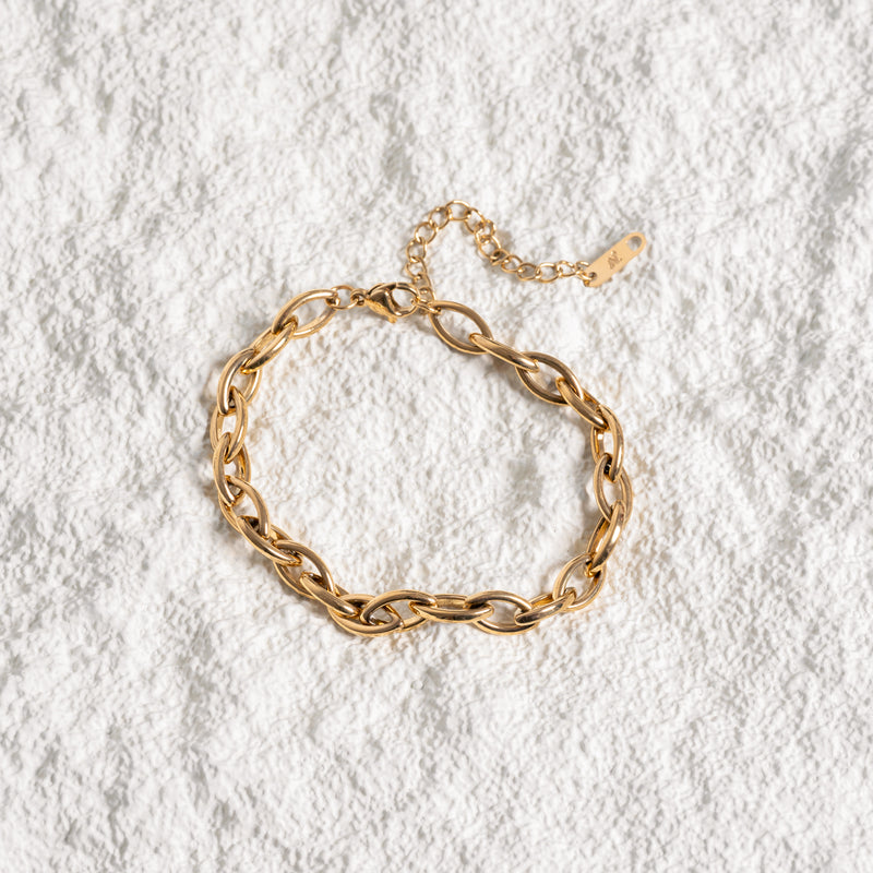 Oval Loop Chain Bracelet - Gold