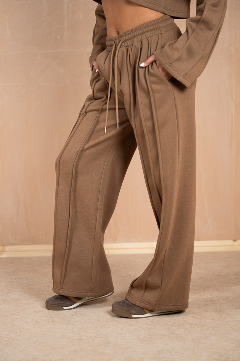 Pintuck Straight Leg Joggers - Brown