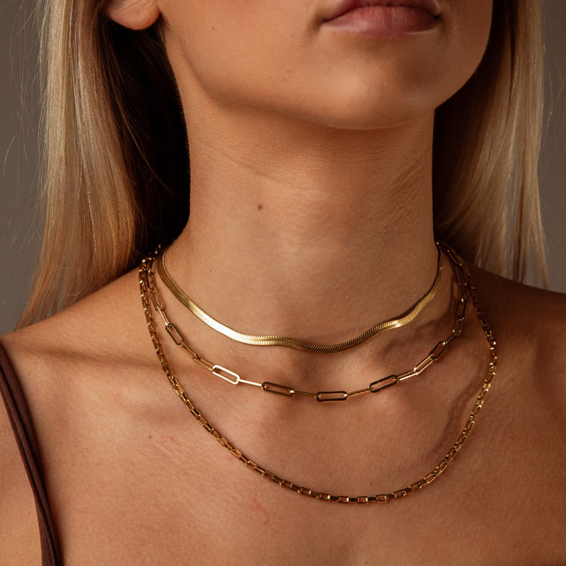 Halskette mit Schlangenkette - Gold
